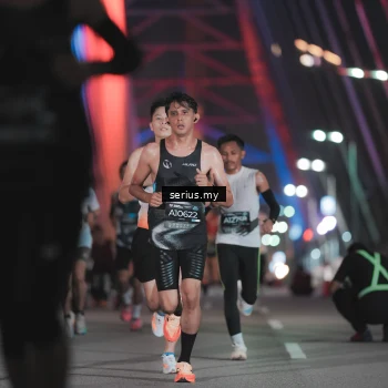 Runner Photo 6240923