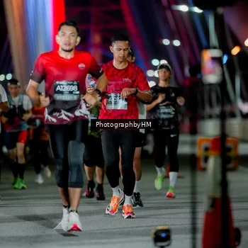 Runner Photo 6240933