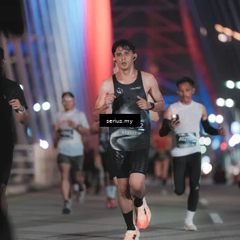 Runner Photo 6240974