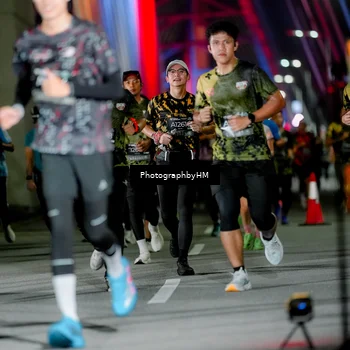 Runner Photo 6240990