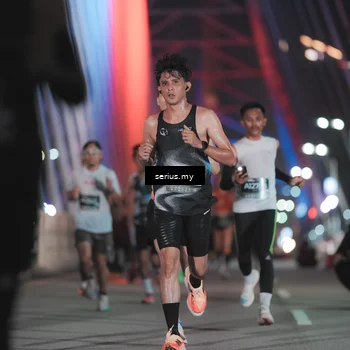 Runner Photo 6240992