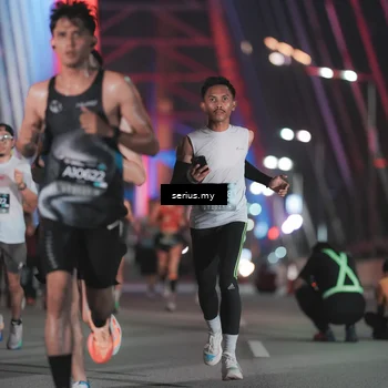 Runner Photo 6241009
