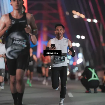 Runner Photo 6241040