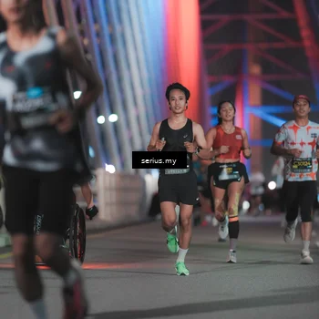Runner Photo 6241062