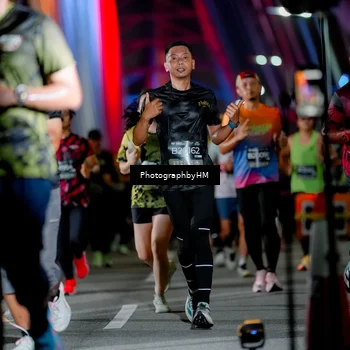 Runner Photo 6241064