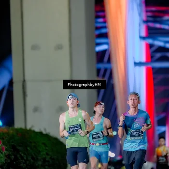 Runner Photo 6241068