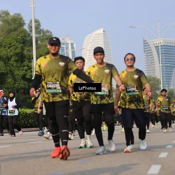 Runner Photo 6241110