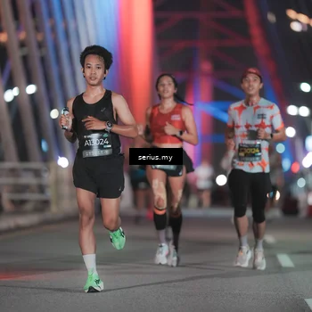 Runner Photo 6241116