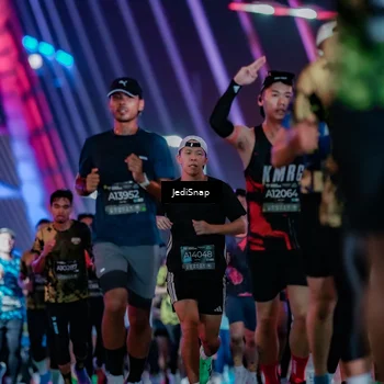Runner Photo 6241140