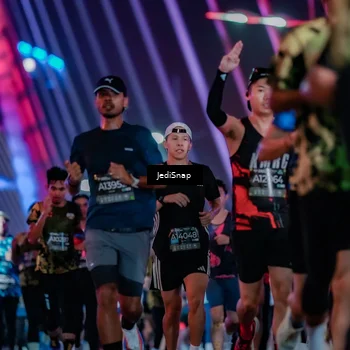 Runner Photo 6241149