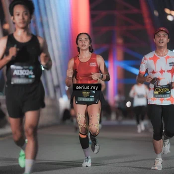 Runner Photo 6241151