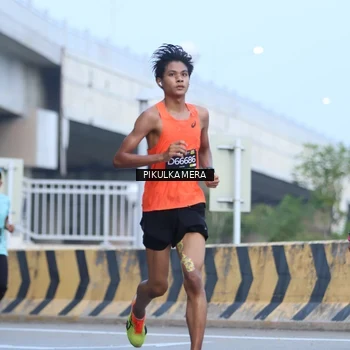 Runner Photo 6241158