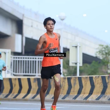 Runner Photo 6241161