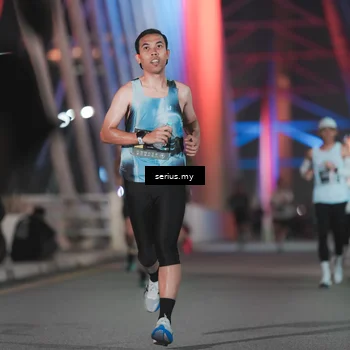 Runner Photo 6241216