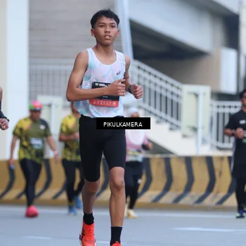 Runner Photo 6241221