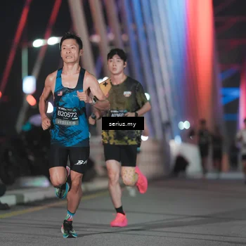 Runner Photo 6241250