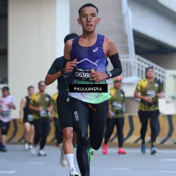 Runner Photo 6241268
