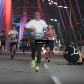 Runner Photo 6241273