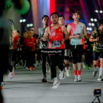 Runner Photo 6241274