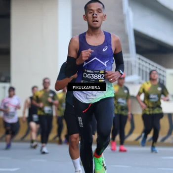 Runner Photo 6241285