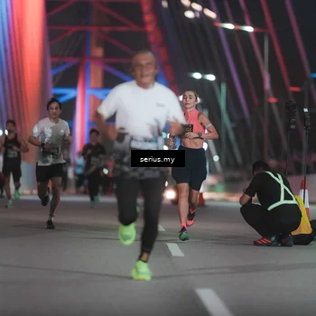 Runner Photo 6241287