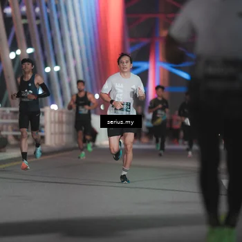 Runner Photo 6241296