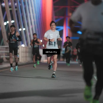 Runner Photo 6241303