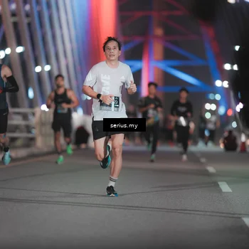 Runner Photo 6241308