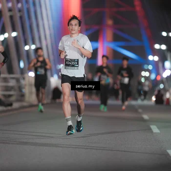 Runner Photo 6241319