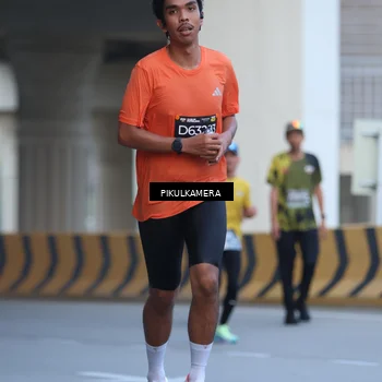 Runner Photo 6241342