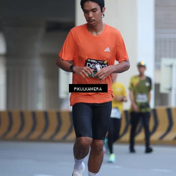 Runner Photo 6241353