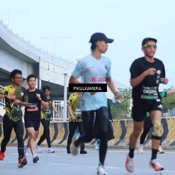Runner Photo 6241376
