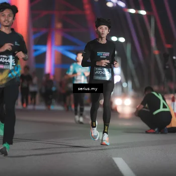 Runner Photo 6241400