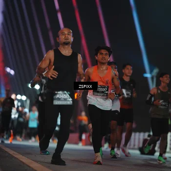 Runner Photo 6241404