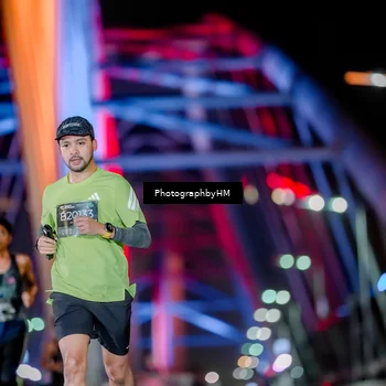 Runner Photo 6241445