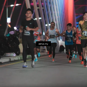 Runner Photo 6241493