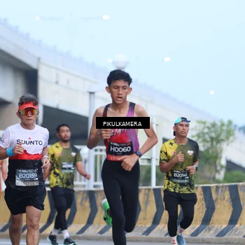Runner Photo 6241501