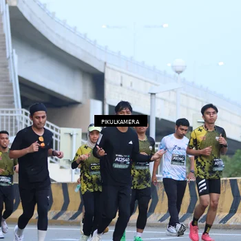 Runner Photo 6241548