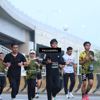 Runner Photo 6241566