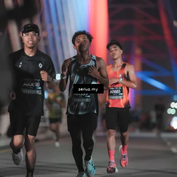 Runner Photo 6241630