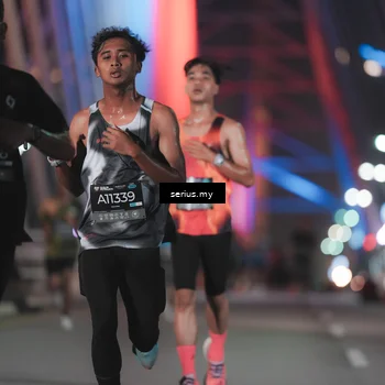 Runner Photo 6241656