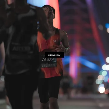 Runner Photo 6241676