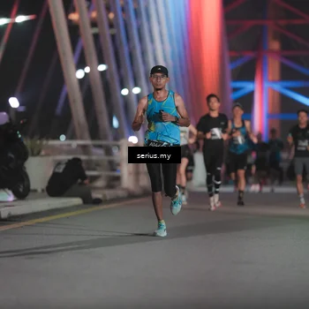 Runner Photo 6241717