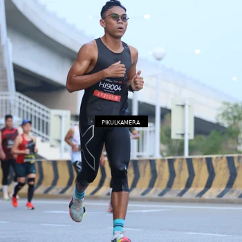 Runner Photo 6241752