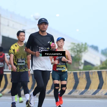 Runner Photo 6241785