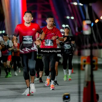 Runner Photo 6241793