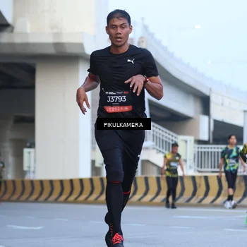 Runner Photo 6241827