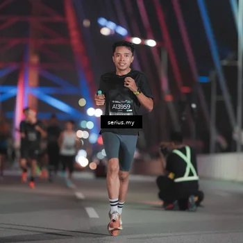 Runner Photo 6241842