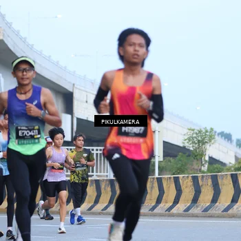 Runner Photo 6241862