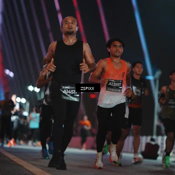 Runner Photo 6241867